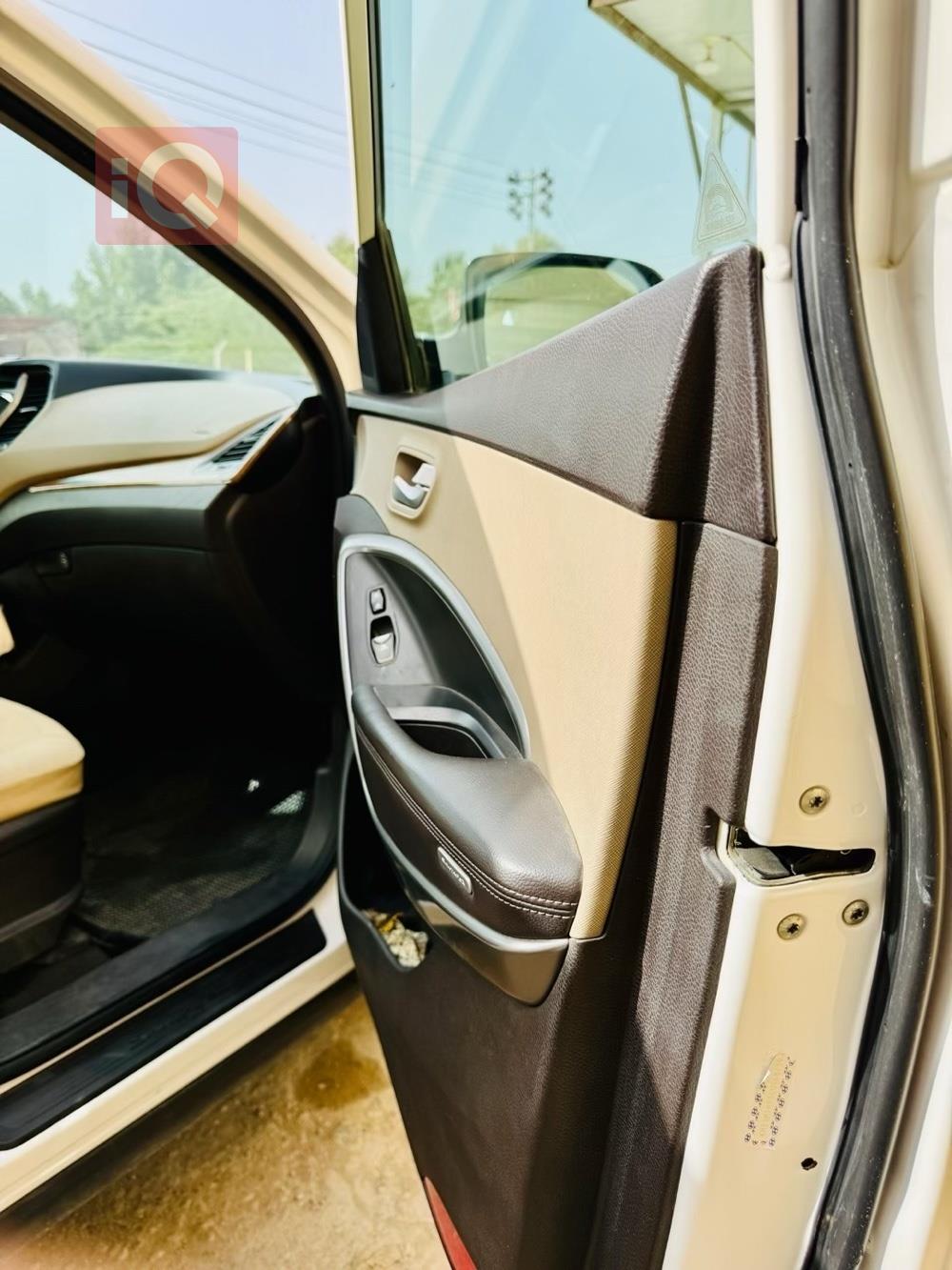 هيونداي سانتافي